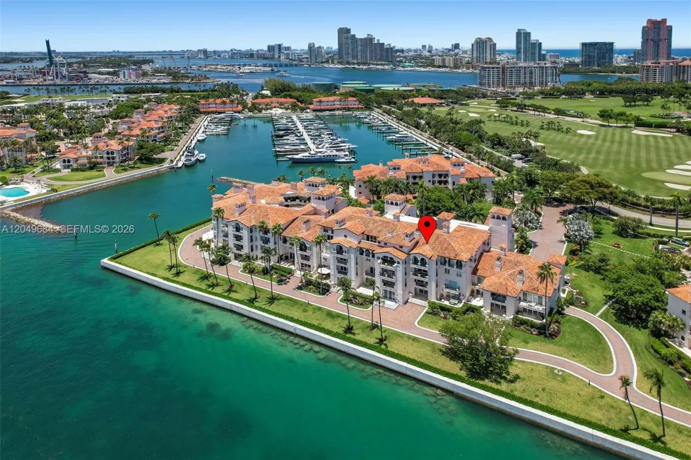2432 Fisher Island Dr #5302 Miami Beach, FL 33109