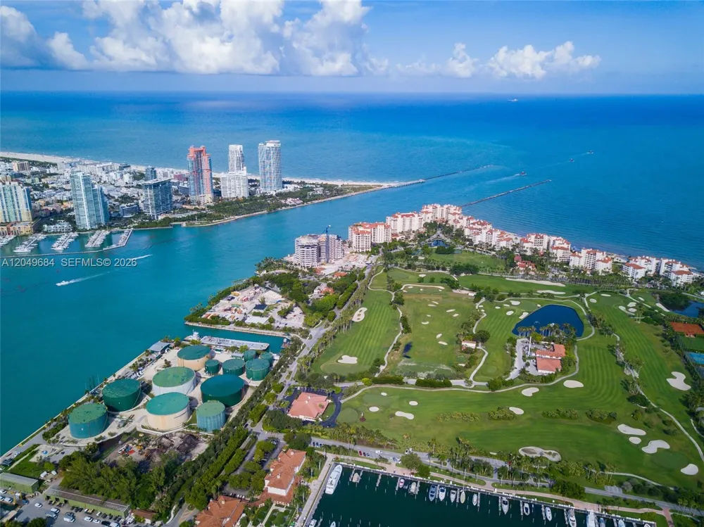 2432 Fisher Island Dr #5302 Miami Beach, FL 33109