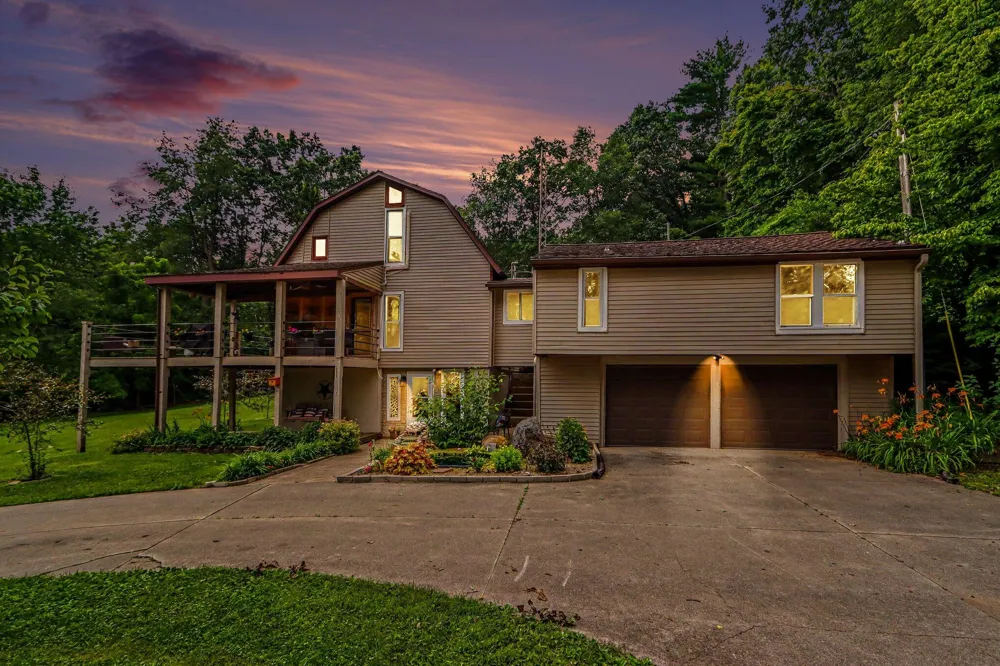 55942 Day Road Marcellus, MI 49067