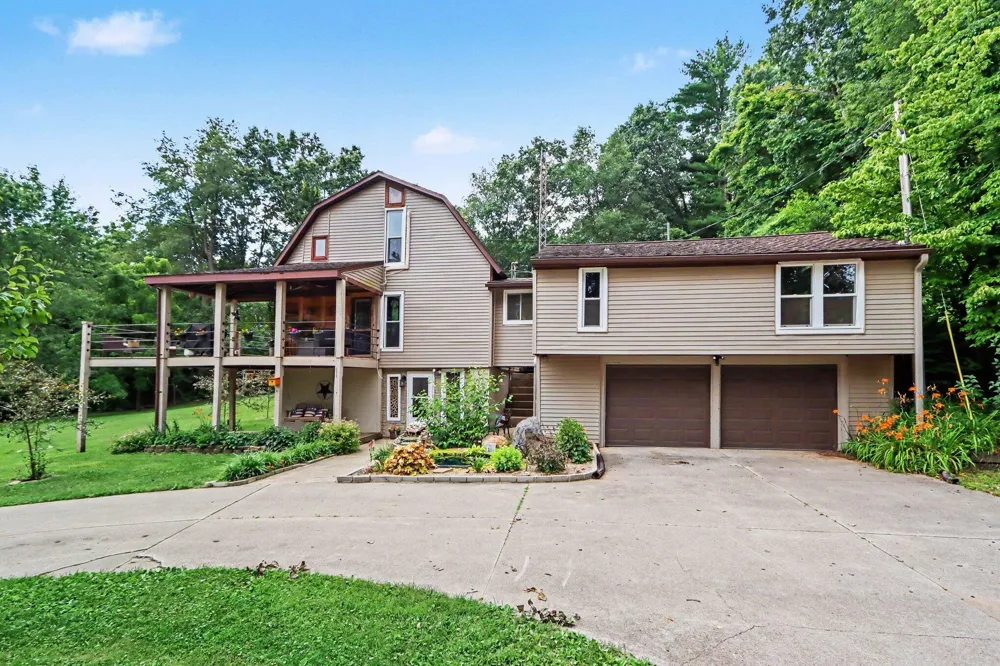 55942 Day Road Marcellus, MI 49067