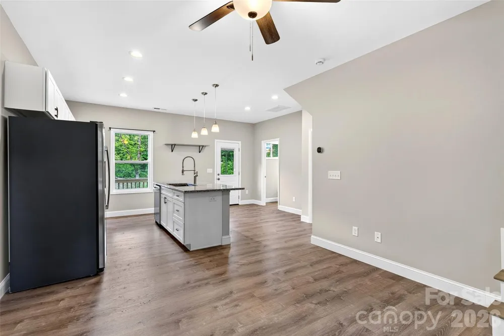 88 Walker Street Black Mountain, NC 28711