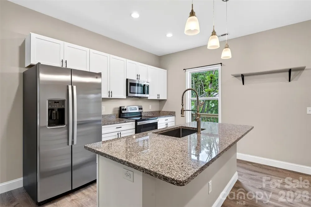 88 Walker Street Black Mountain, NC 28711