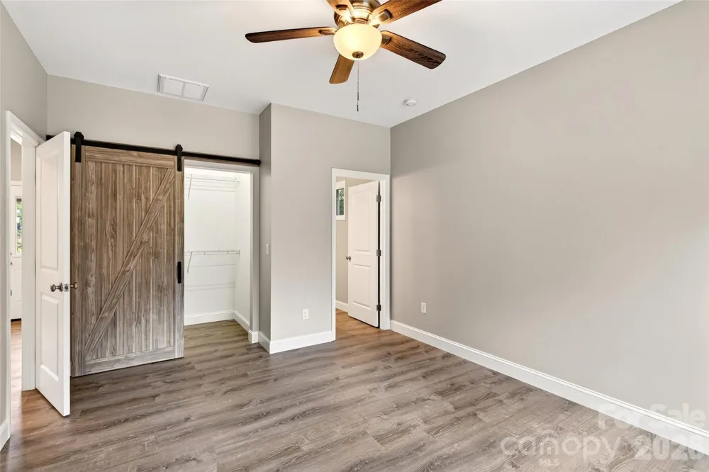 88 Walker Street Black Mountain, NC 28711