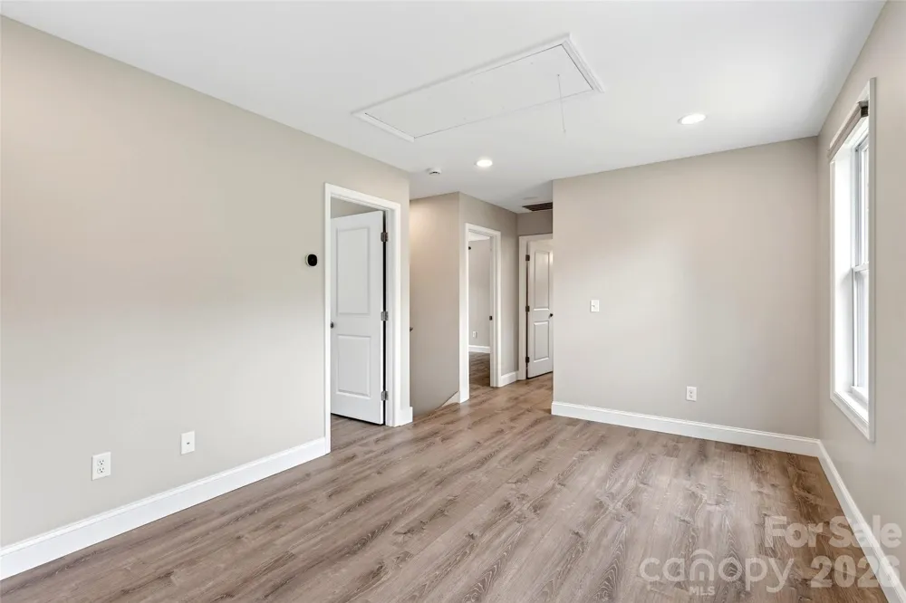 88 Walker Street Black Mountain, NC 28711