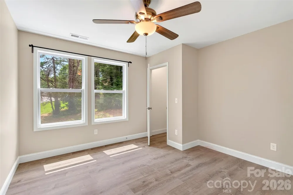 88 Walker Street Black Mountain, NC 28711