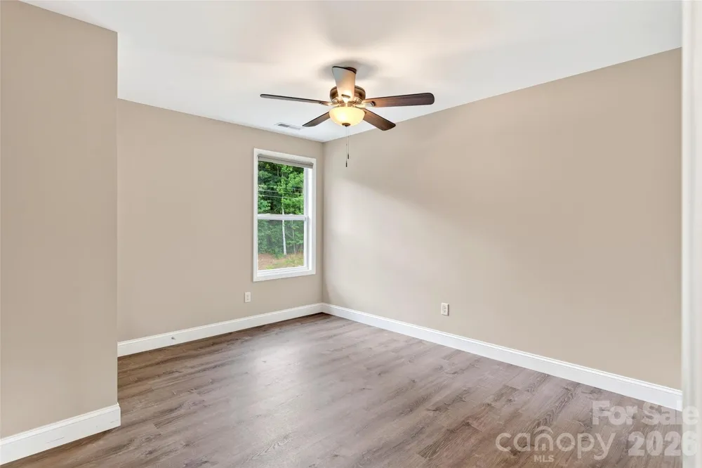 88 Walker Street Black Mountain, NC 28711