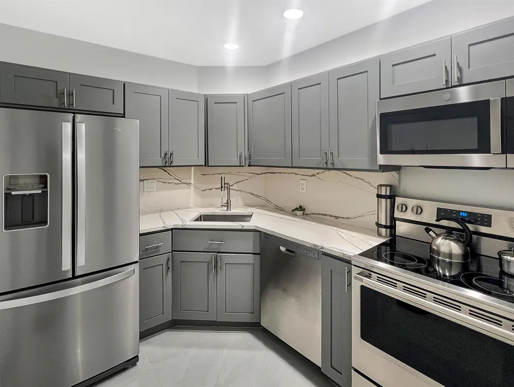 136 NE 19th Court #112f Wilton Manors, FL 33305