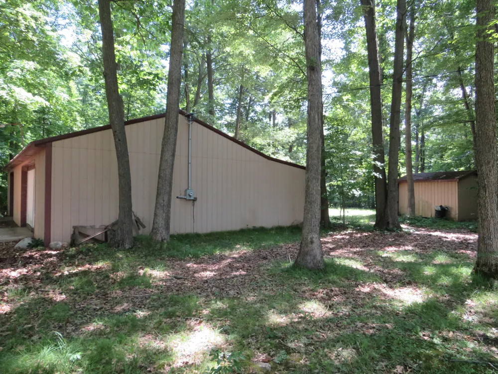 11000 Vickeryville Road Edmore, MI 48829