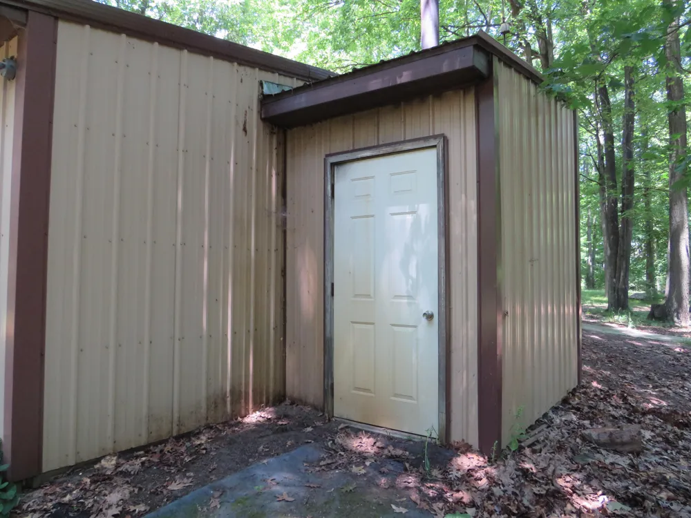 11000 Vickeryville Road Edmore, MI 48829