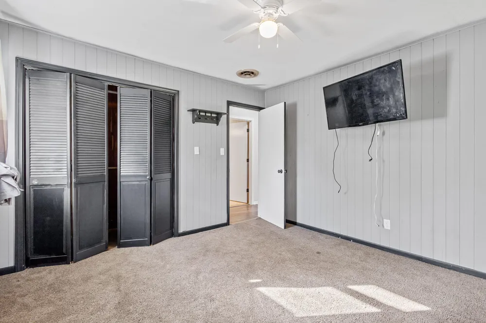 7562 Montana Street Merrillville, IN 46410