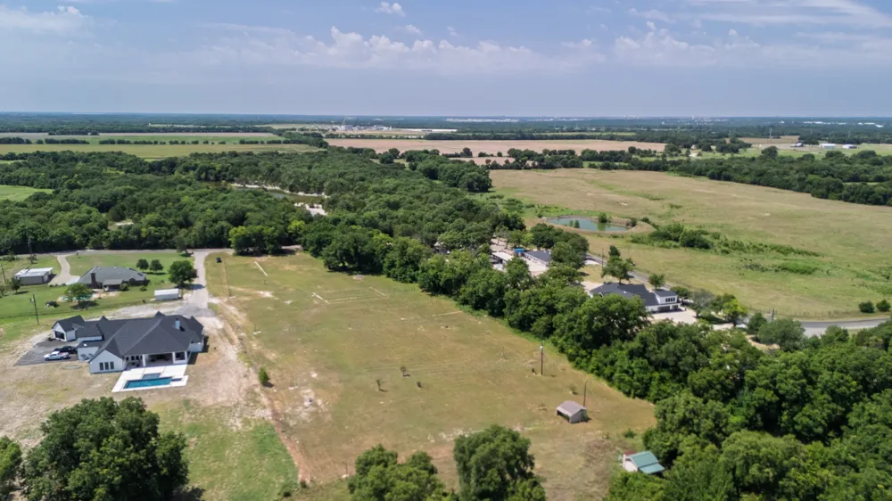 2895 County Road 341 McKinney, TX 75071