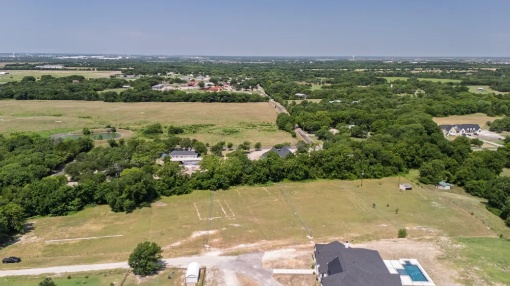 2895 County Road 341 McKinney, TX 75071