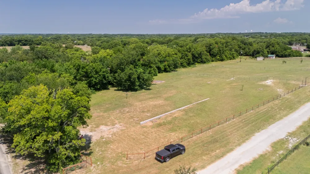 2895 County Road 341 McKinney, TX 75071