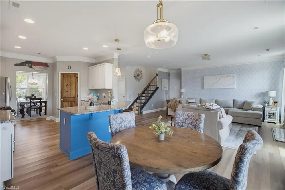 1837 Ridge Creek Drive Kernersville, NC 27284