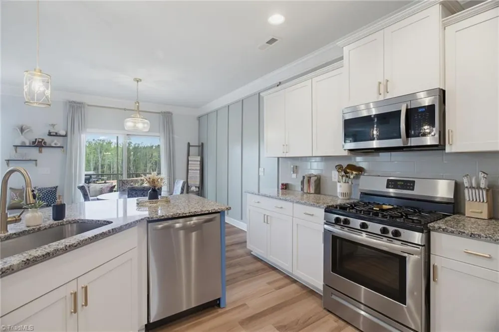 1837 Ridge Creek Drive Kernersville, NC 27284