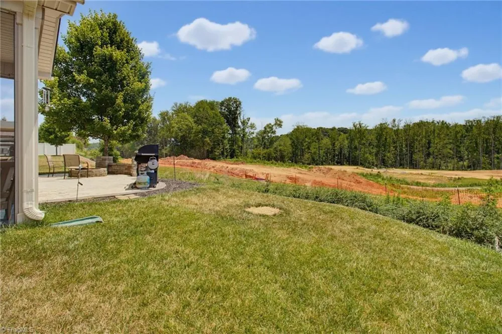 1837 Ridge Creek Drive Kernersville, NC 27284