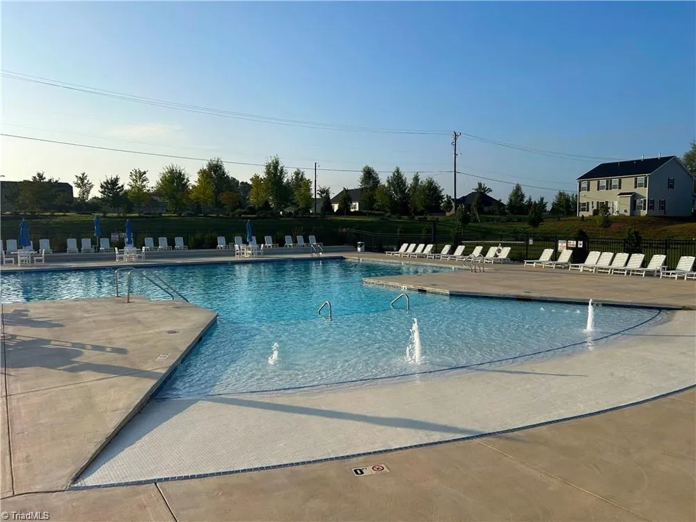 1837 Ridge Creek Drive Kernersville, NC 27284