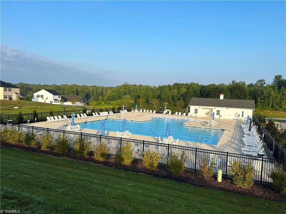 1837 Ridge Creek Drive Kernersville, NC 27284