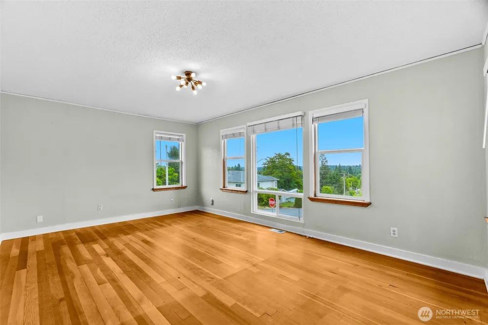 504 G STREET SW Tumwater, WA 98512
