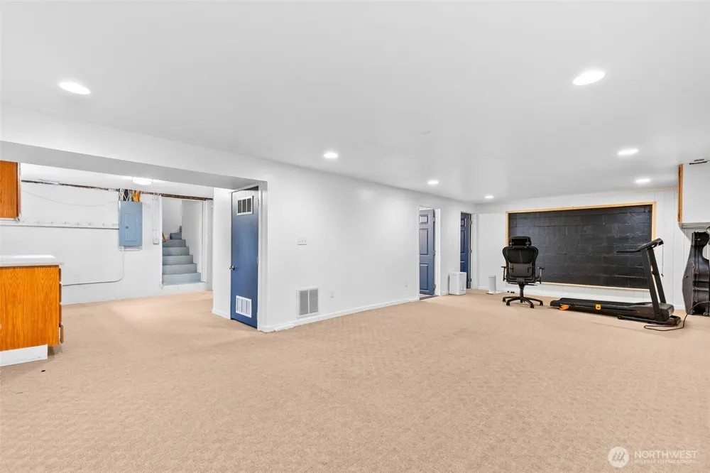 504 G STREET SW Tumwater, WA 98512