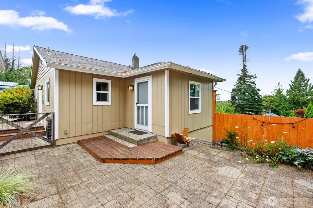 504 G STREET SW Tumwater, WA 98512