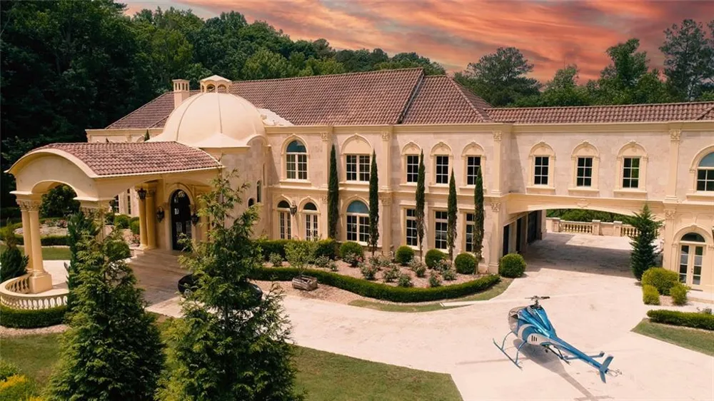 6420 Riverside Drive NW Sandy Springs, GA 30328