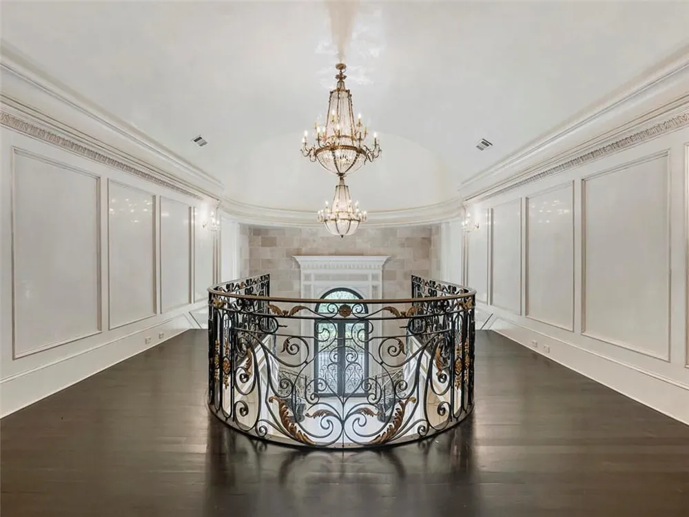 6420 Riverside Drive NW Sandy Springs, GA 30328