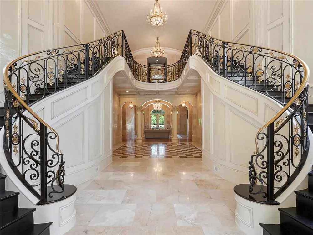 6420 Riverside Drive NW Sandy Springs, GA 30328