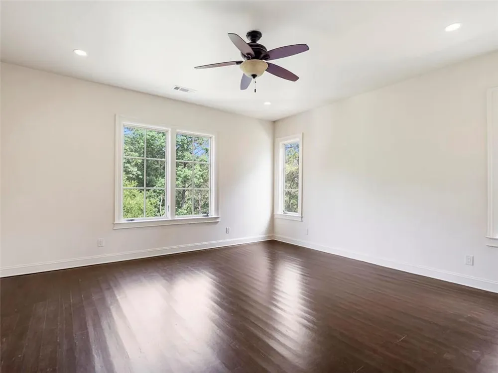 6420 Riverside Drive NW Sandy Springs, GA 30328