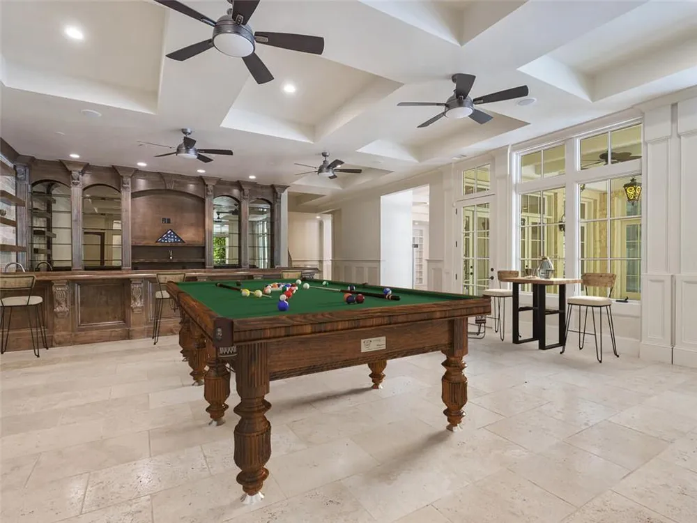 6420 Riverside Drive NW Sandy Springs, GA 30328