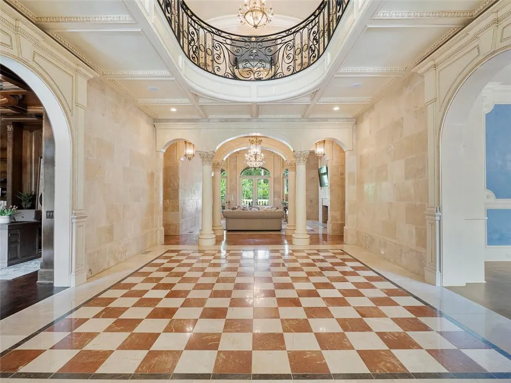 6420 Riverside Drive NW Sandy Springs, GA 30328