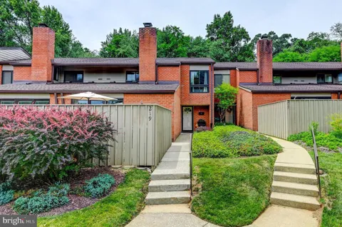 219 DEER FOX LANE