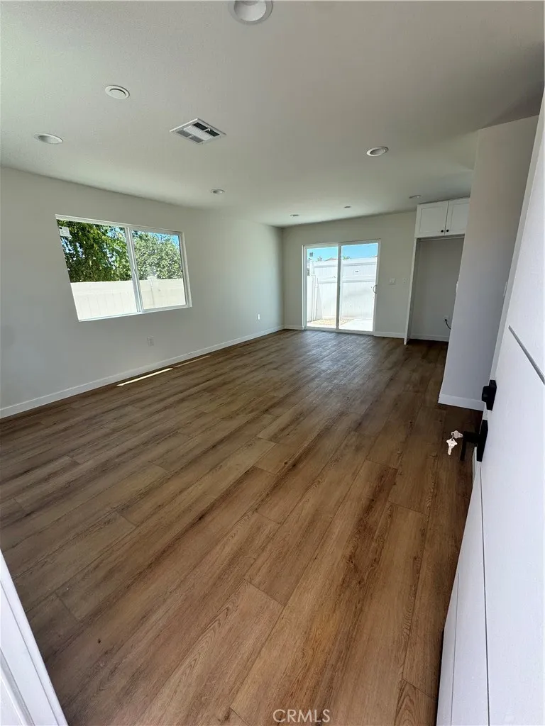 13913 Del sur Pacoima, CA 91331