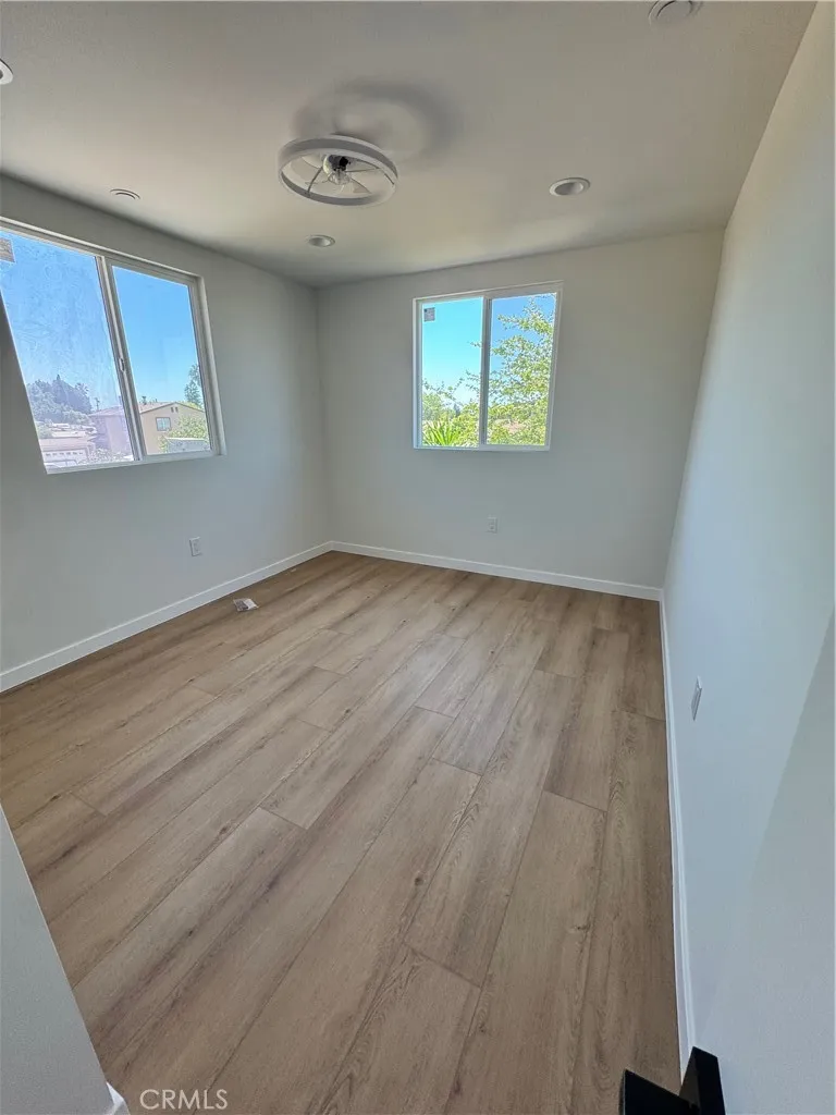13913 Del sur Pacoima, CA 91331