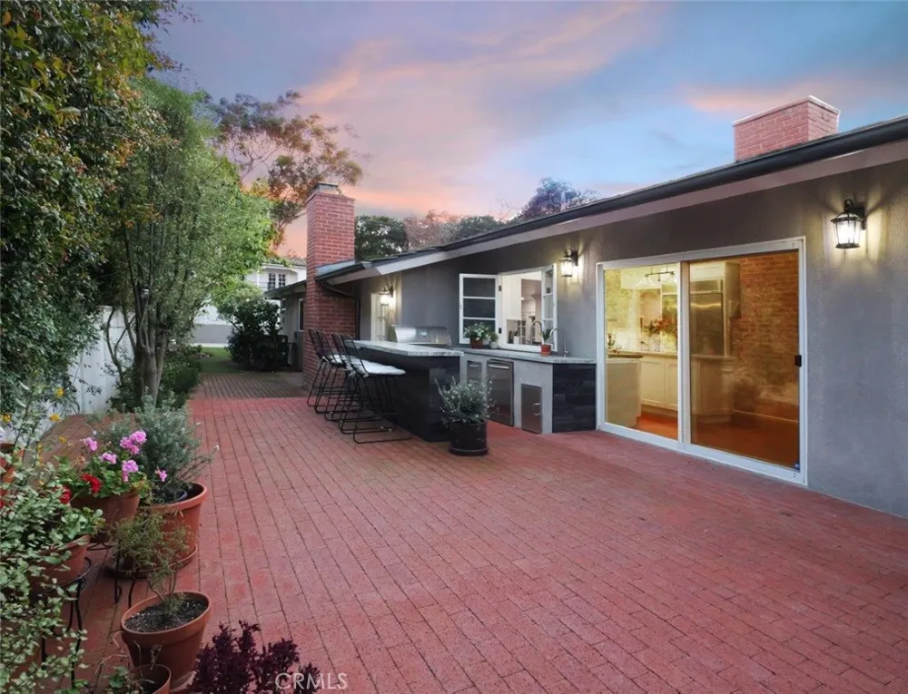 300 Via Alcance Palos Verdes Estates, CA 90274