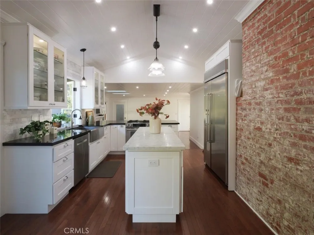 300 Via Alcance Palos Verdes Estates, CA 90274