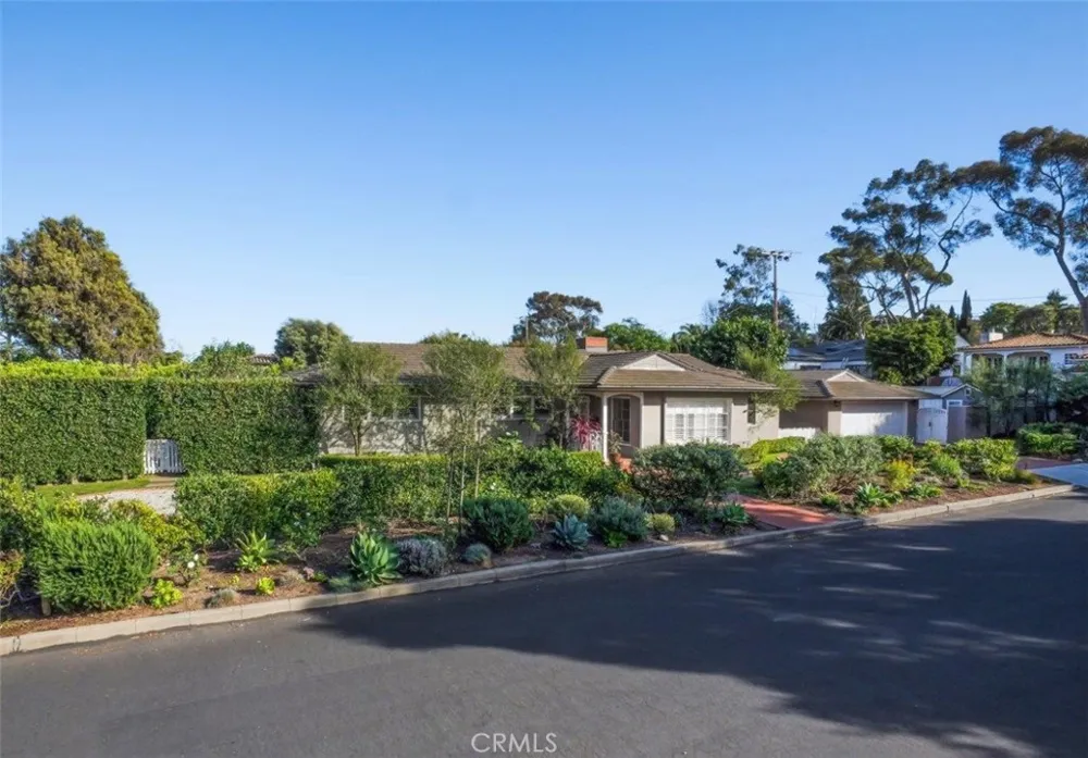 300 Via Alcance Palos Verdes Estates, CA 90274