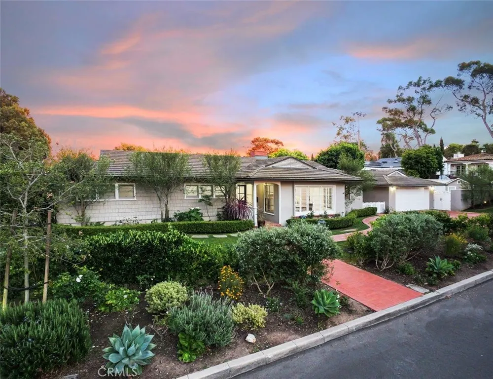 300 Via Alcance Palos Verdes Estates, CA 90274