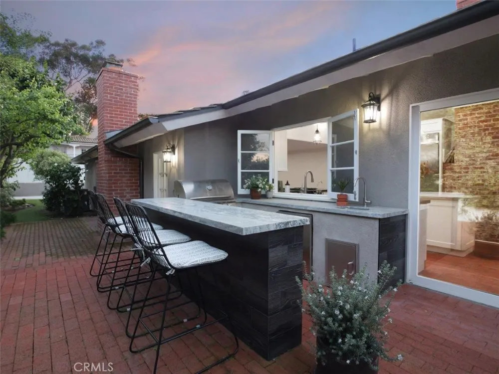 300 Via Alcance Palos Verdes Estates, CA 90274
