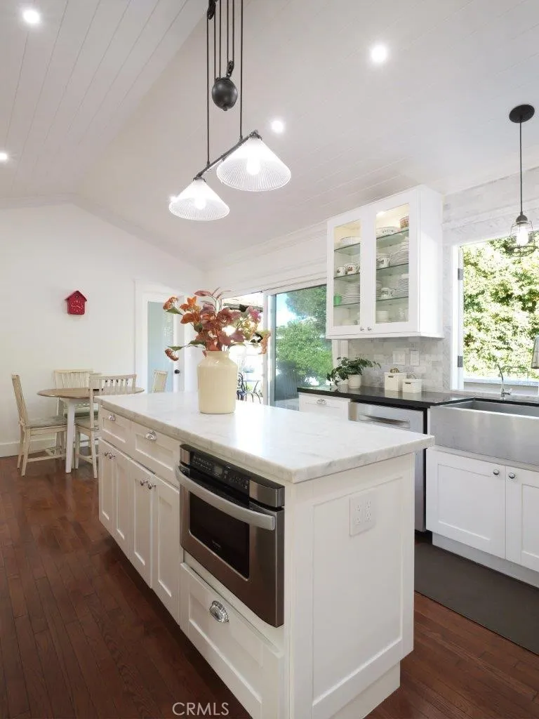 300 Via Alcance Palos Verdes Estates, CA 90274