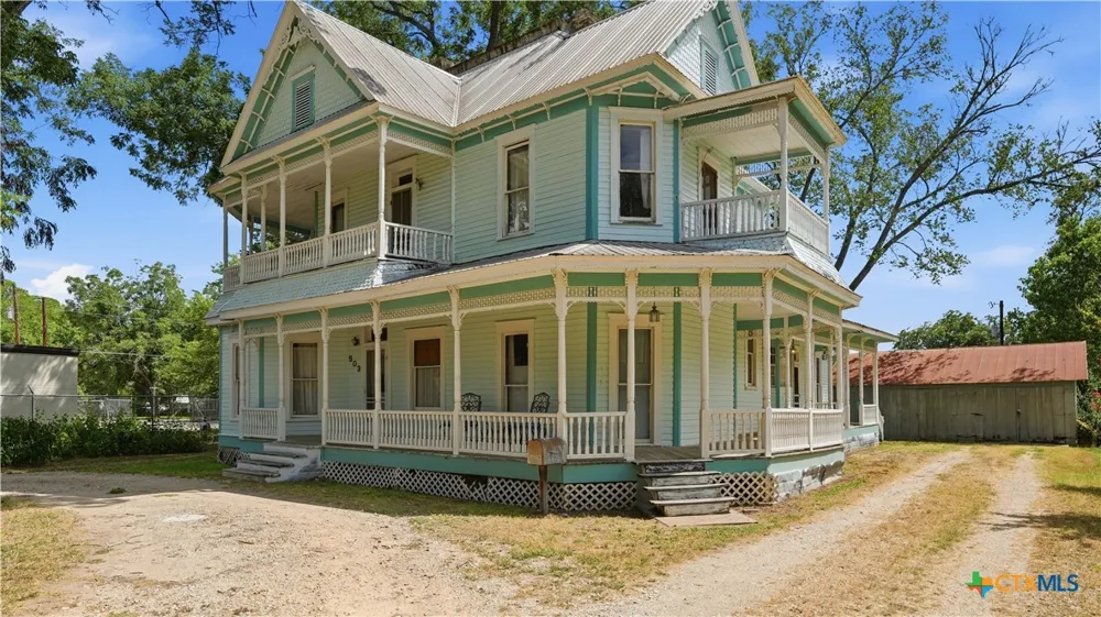 503 Main Street Martindale, TX 78655
