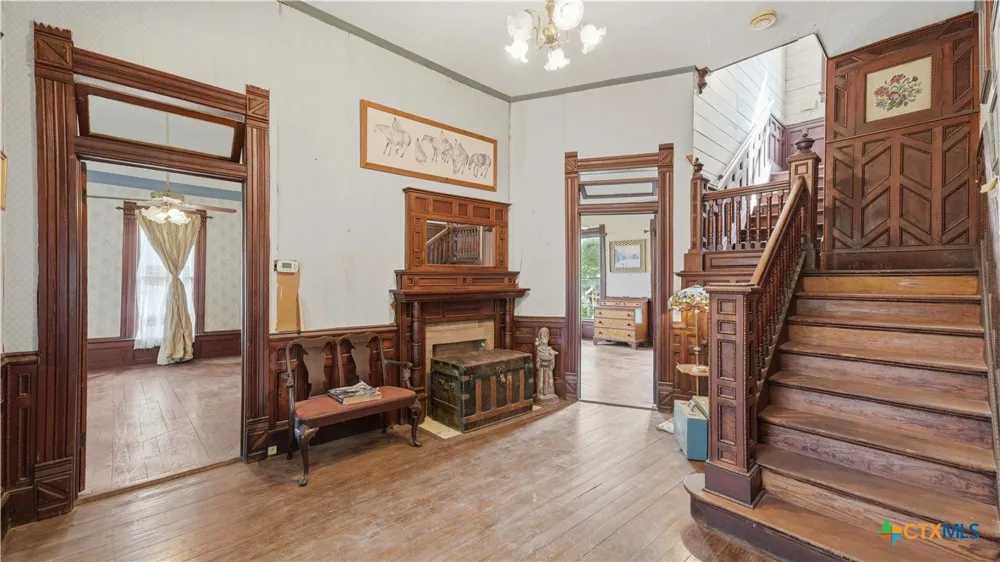 503 Main Street Martindale, TX 78655
