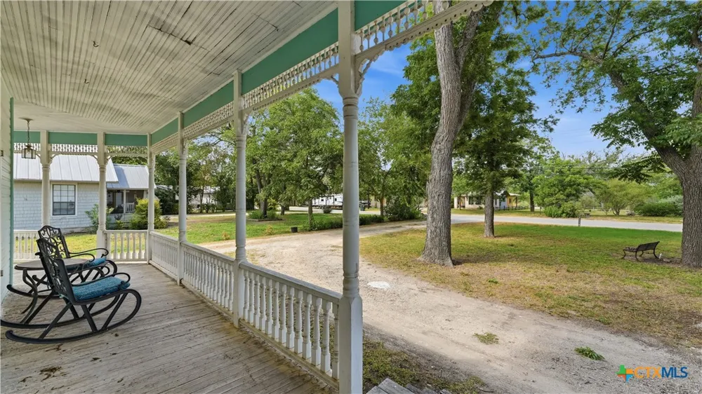 503 Main Street Martindale, TX 78655