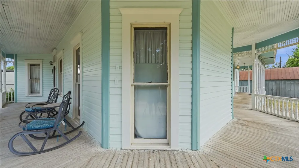 503 Main Street Martindale, TX 78655