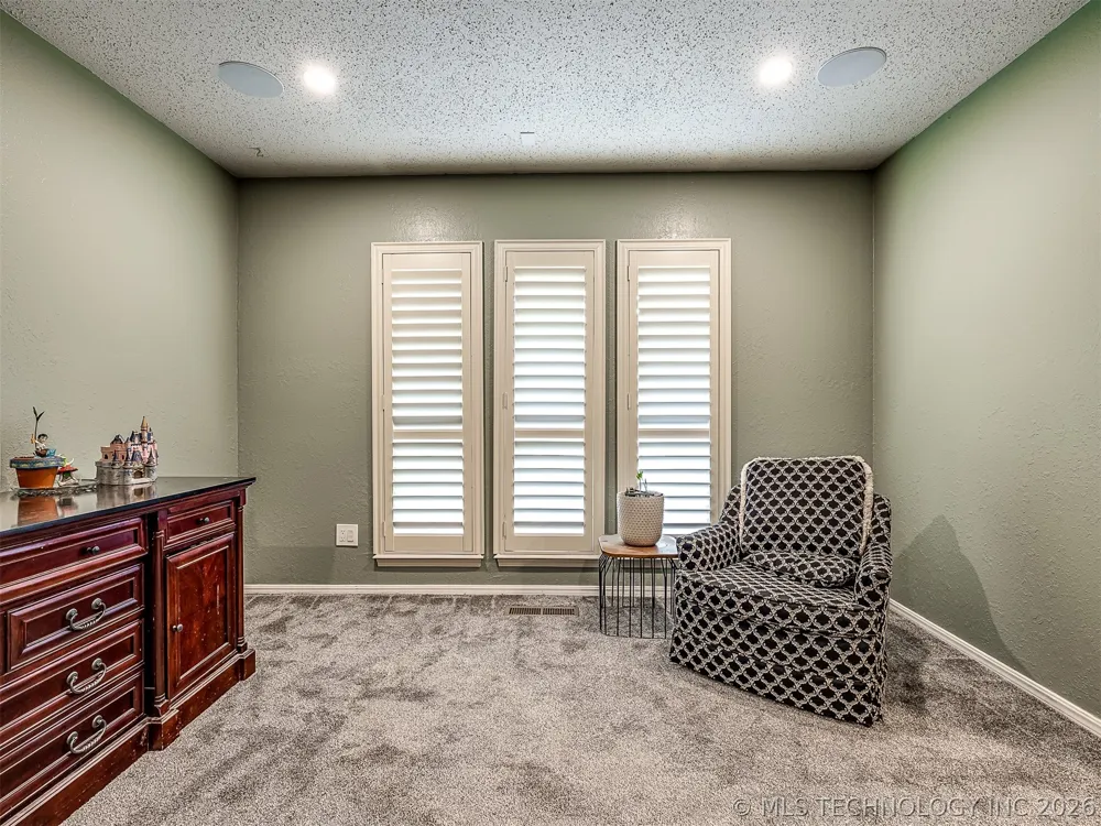 7415 E 70th Street Tulsa, OK 74133