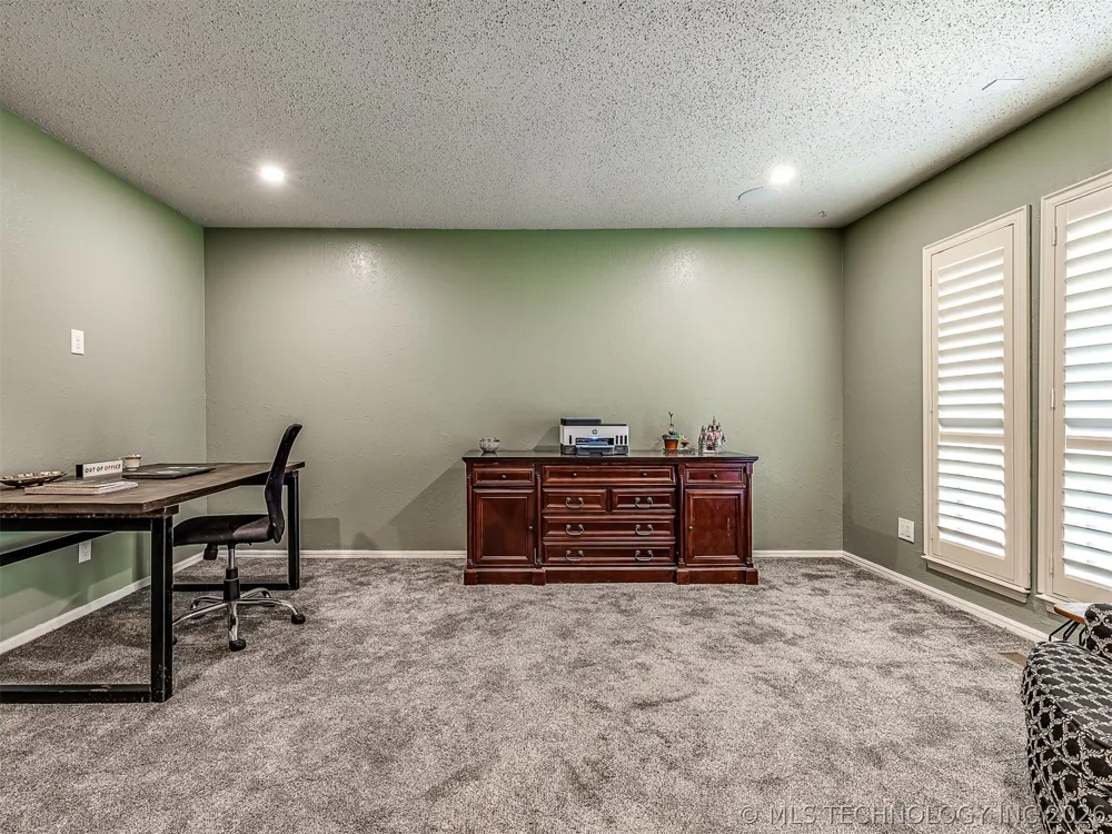 7415 E 70th Street Tulsa, OK 74133