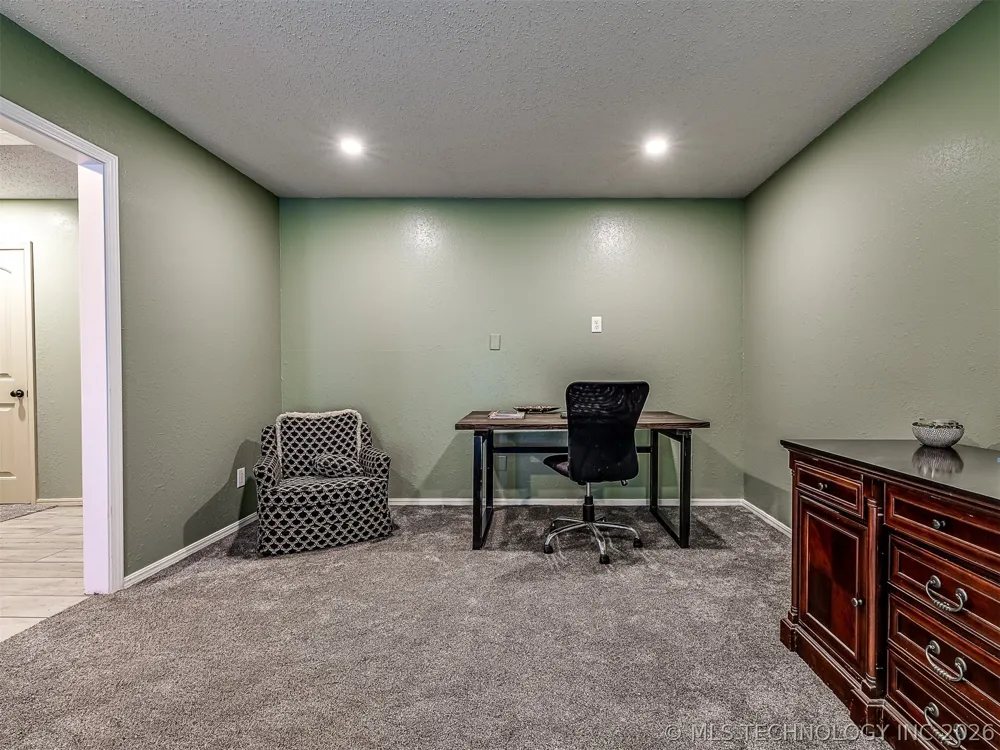 7415 E 70th Street Tulsa, OK 74133