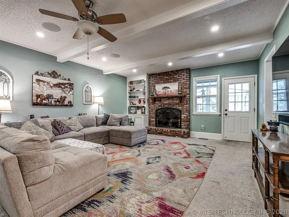 7415 E 70th Street Tulsa, OK 74133
