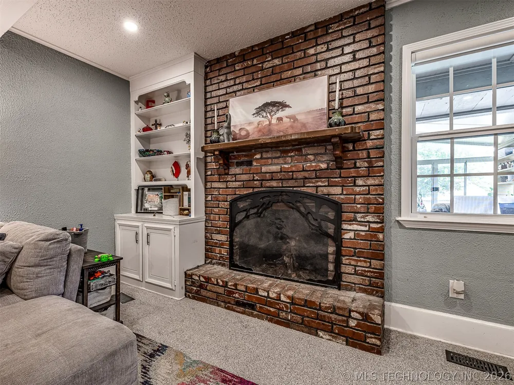 7415 E 70th Street Tulsa, OK 74133