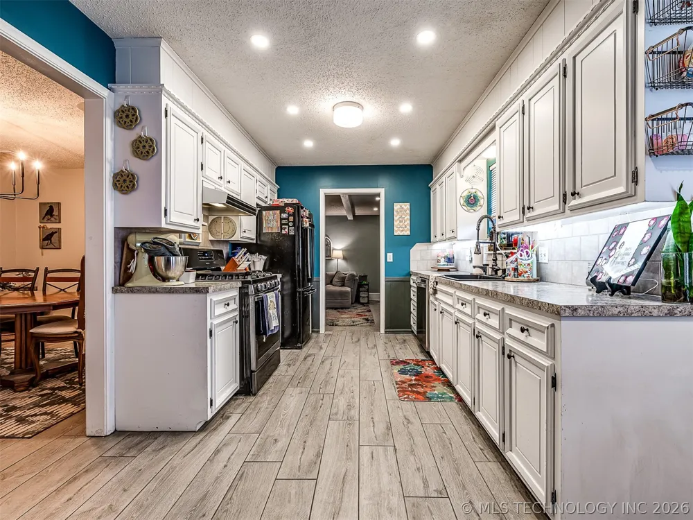 7415 E 70th Street Tulsa, OK 74133